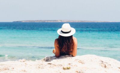 Las Mejores Playas de Lanzarote: Sol, Arena y Paisajes de Otro Mundo